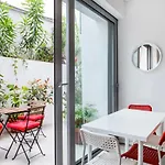 Art Gallery Apartment